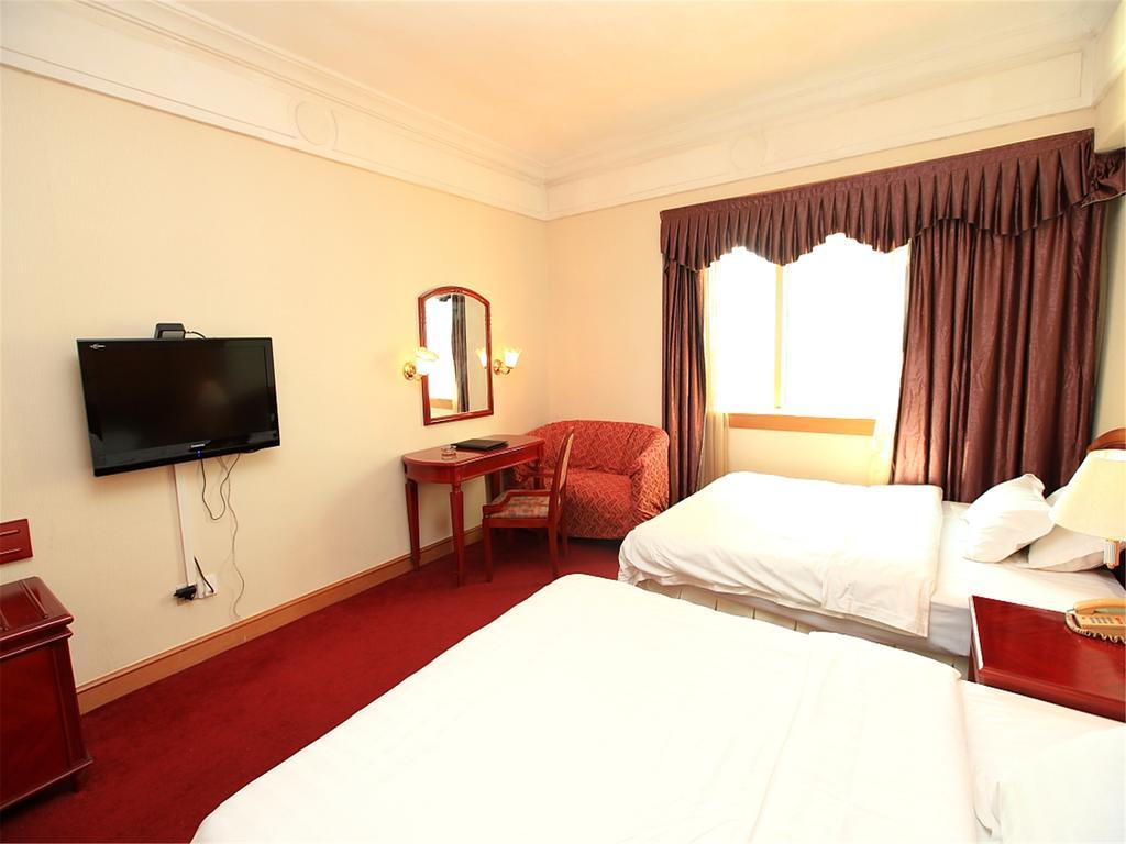 Gardford International Hotel Canton Esterno foto
