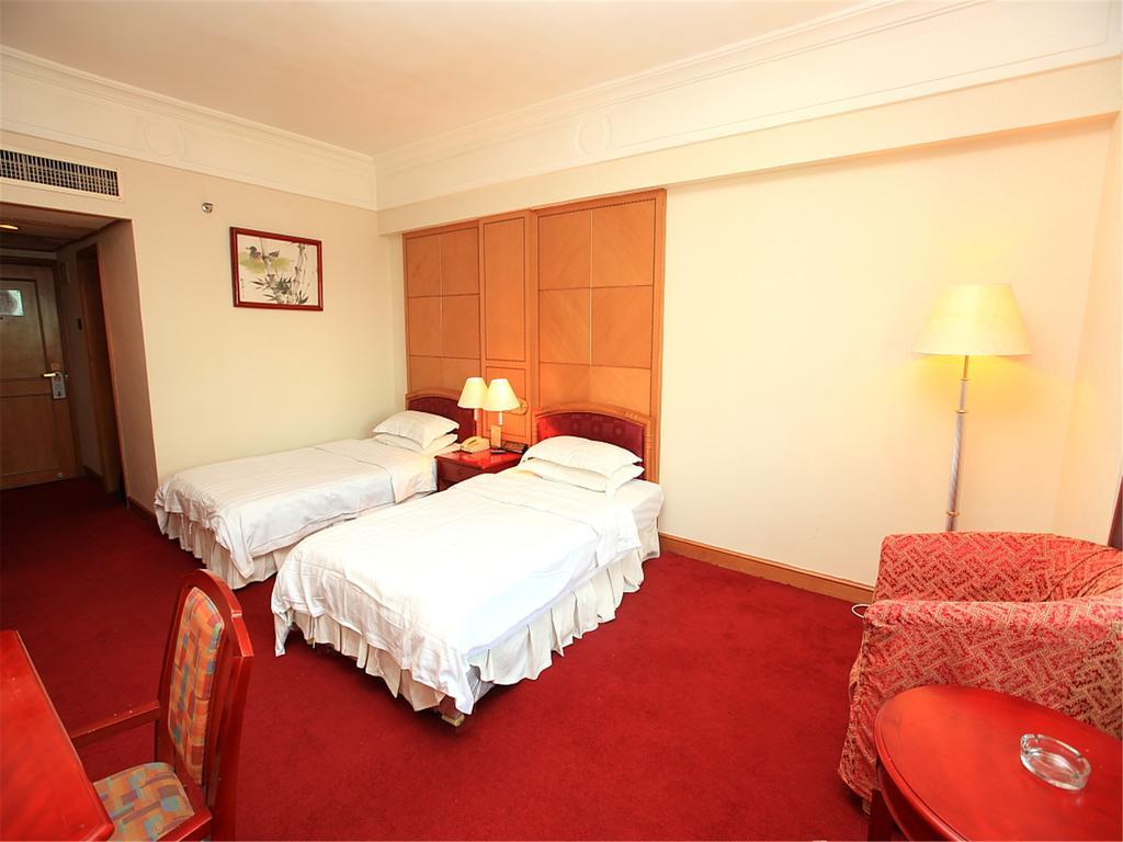 Gardford International Hotel Canton Esterno foto