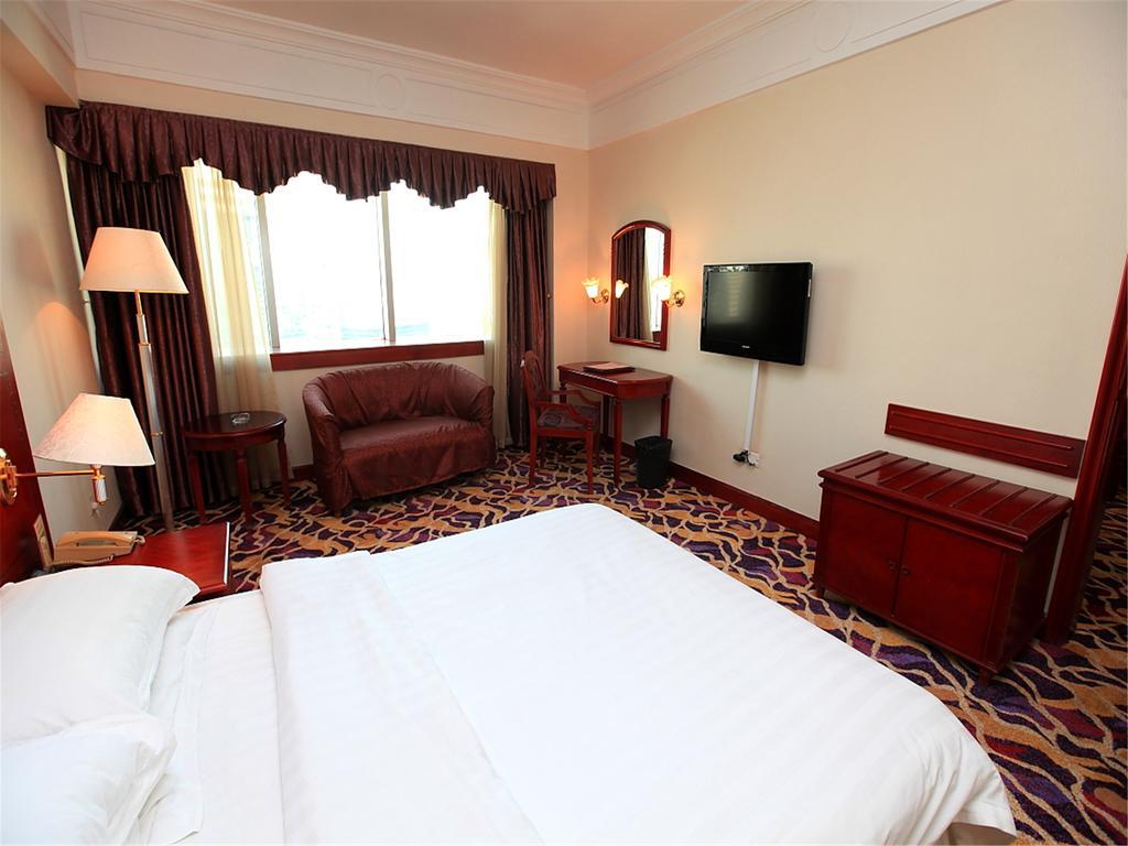 Gardford International Hotel Canton Esterno foto