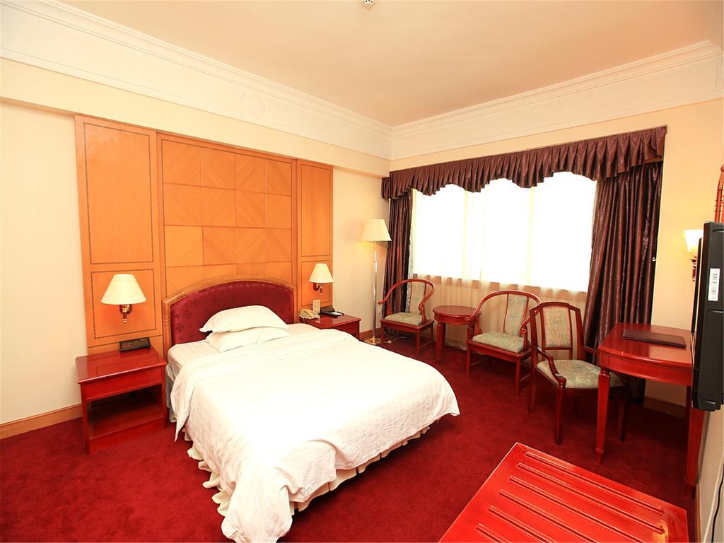 Gardford International Hotel Canton Esterno foto