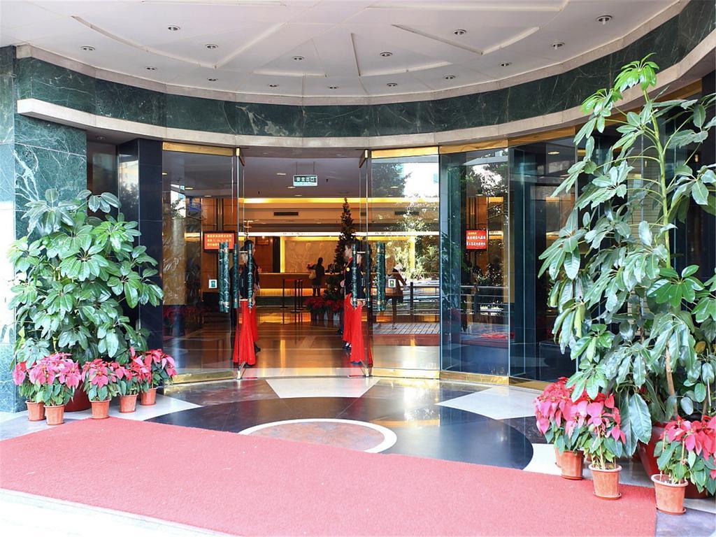 Gardford International Hotel Canton Esterno foto