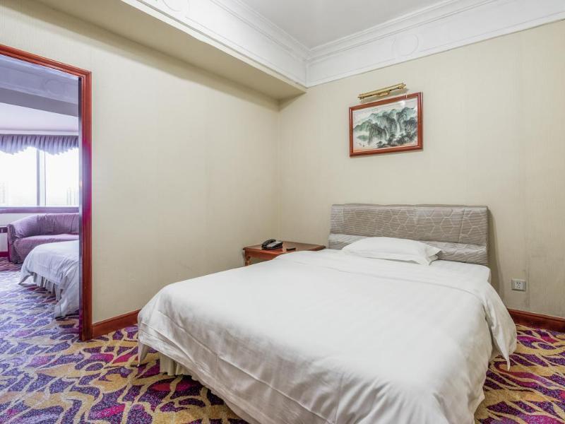Gardford International Hotel Canton Esterno foto